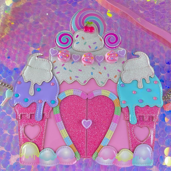 Candy Land Ice Cream Castle Crossbody bag NWT - Picture 1 of 9